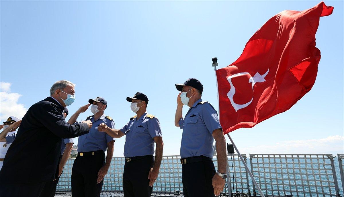 Atmaca'nın isabetli vuruşunda harekat merkezinde yaşanan coşku