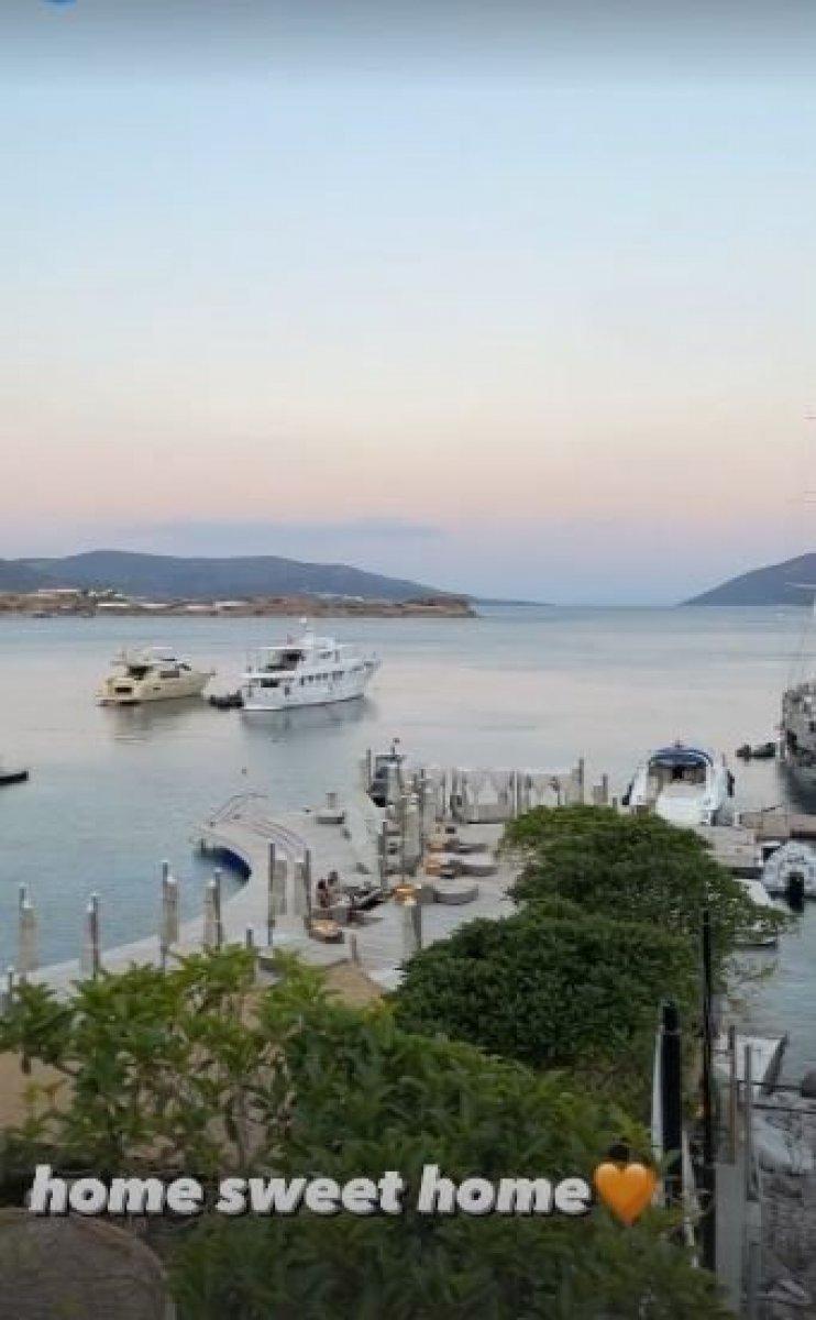 Burcu Esmersoy’un deniz manzaralı evi