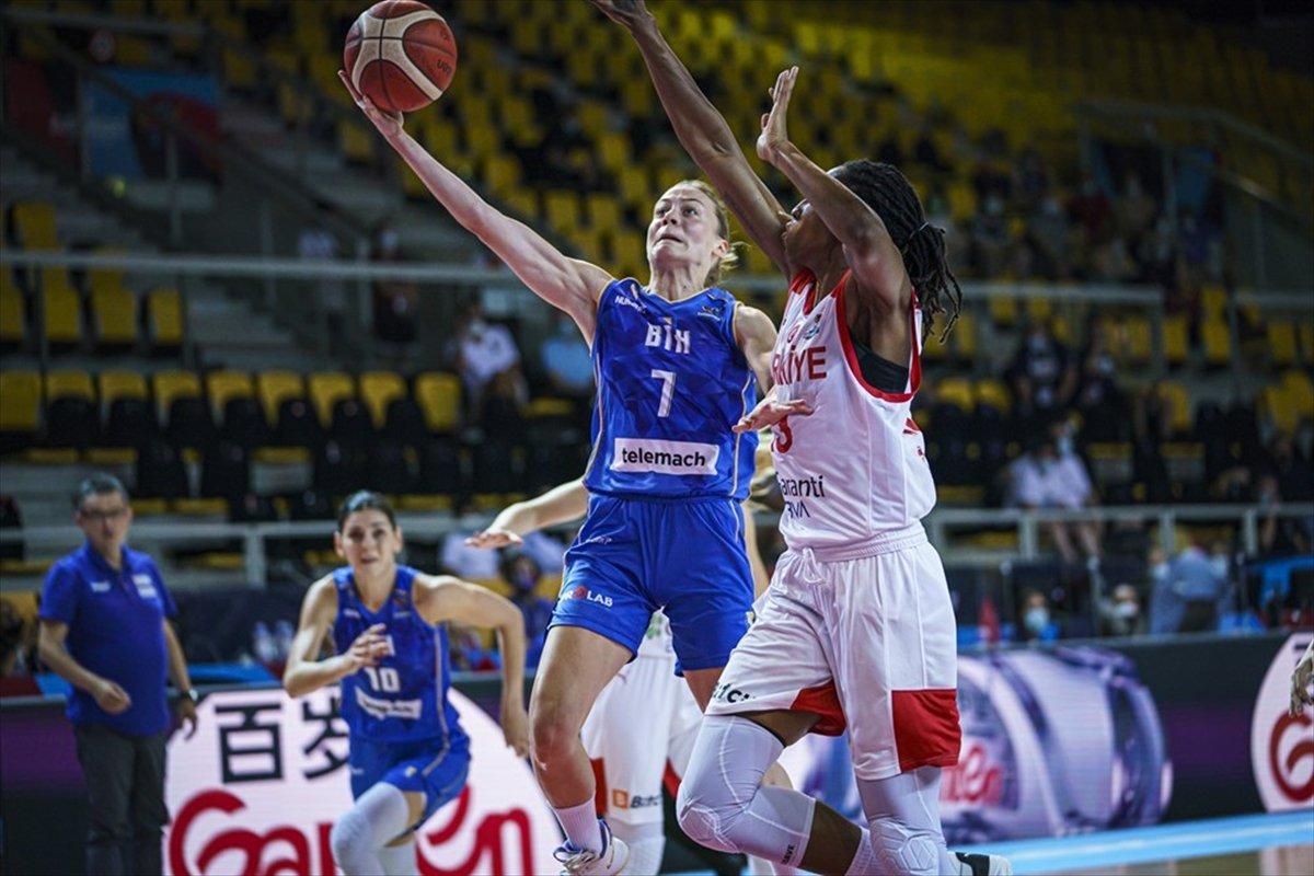 Potanın Perileri, Bosna Hersek maçını kaybetti