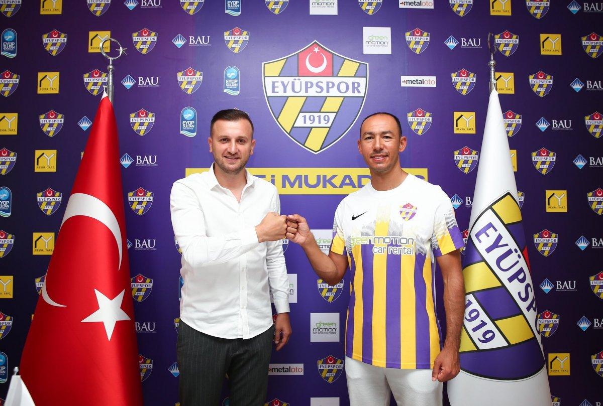 Umut Bulut, Eyüpspor'a transfer oldu