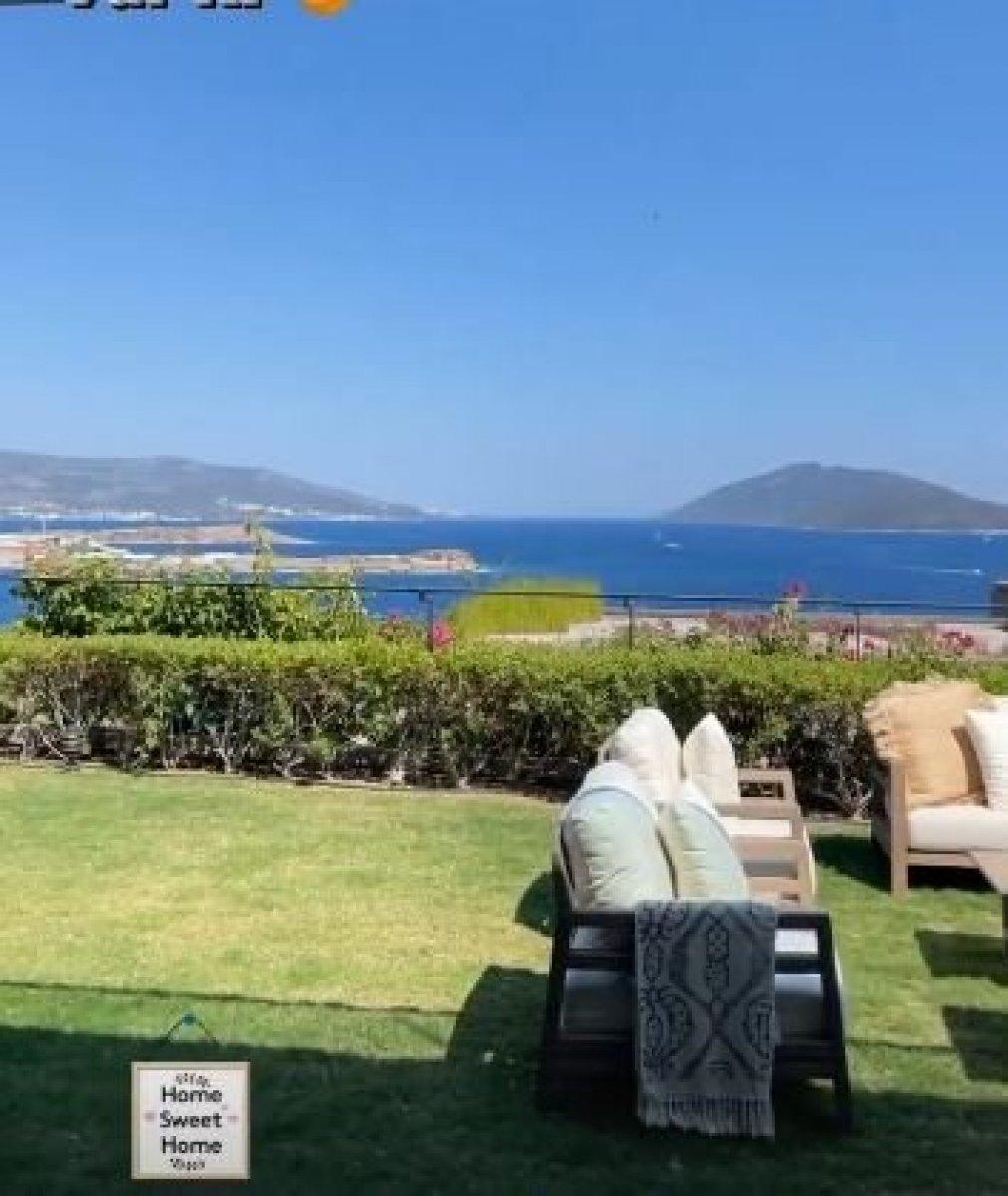 Burcu Esmersoy’un deniz manzaralı evi