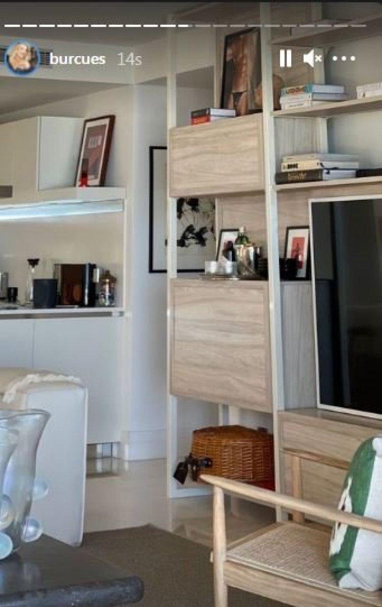 Burcu Esmersoy’un deniz manzaralı evi