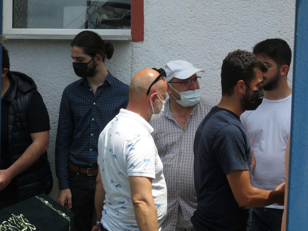 Gemi kazasında hayatını kaybeden balıkçılar toprağa verildi