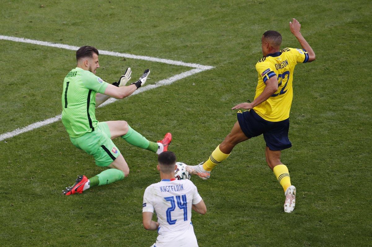 İsveç, Slovakya'yı tek golle mağlup etti