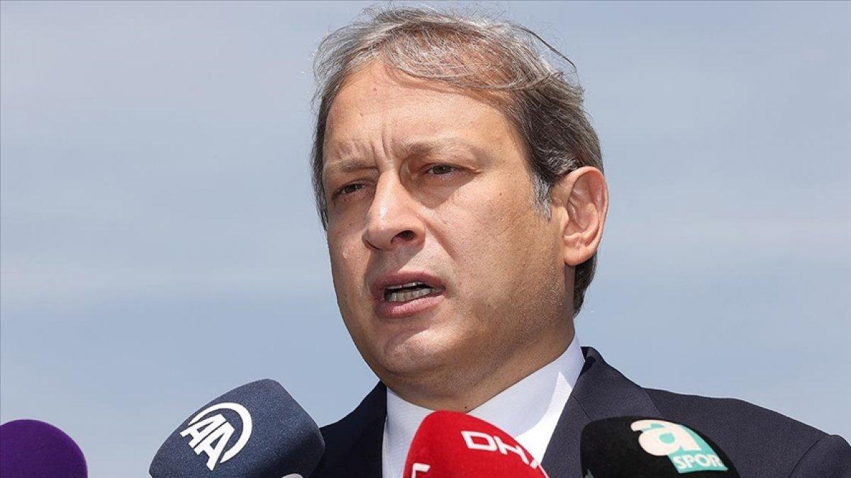 Bakan Kasapoğlu'ndan Burak Elmas'a tebrik mesajı