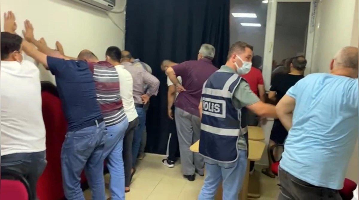 Osmaniye’de 'diş hekimi' tabelalı iş yerinde kumar