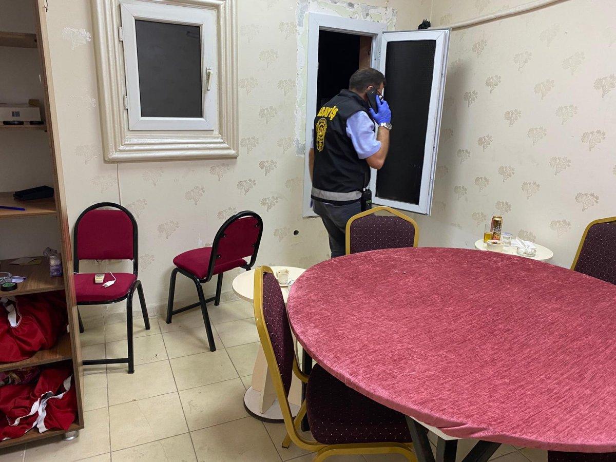 Osmaniye’de 'diş hekimi' tabelalı iş yerinde kumar