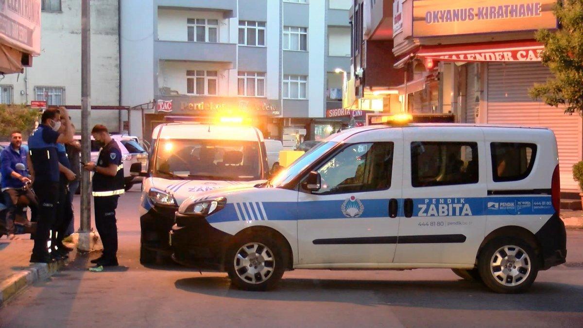 Pendik'te depremden etkilenen 4 katlı apartman tahliye edildi