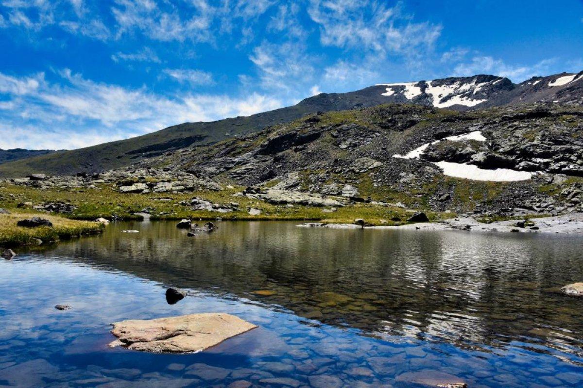 Gümüşhane Artabel Gölleri Tabiat Parkı ziyaretçi akınına uğruyor