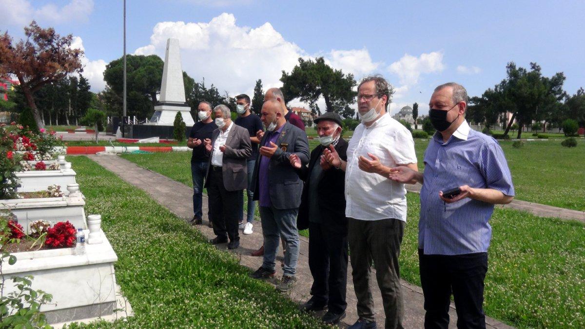 Babalar Günü'nde şehit oğluna ziyaret: O bana gelemedi, biz ona geldik