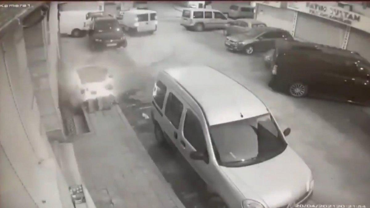 Fatih’te İSKİ çalışması elektrik kablolarını patlattı, bir aile mağdur oldu