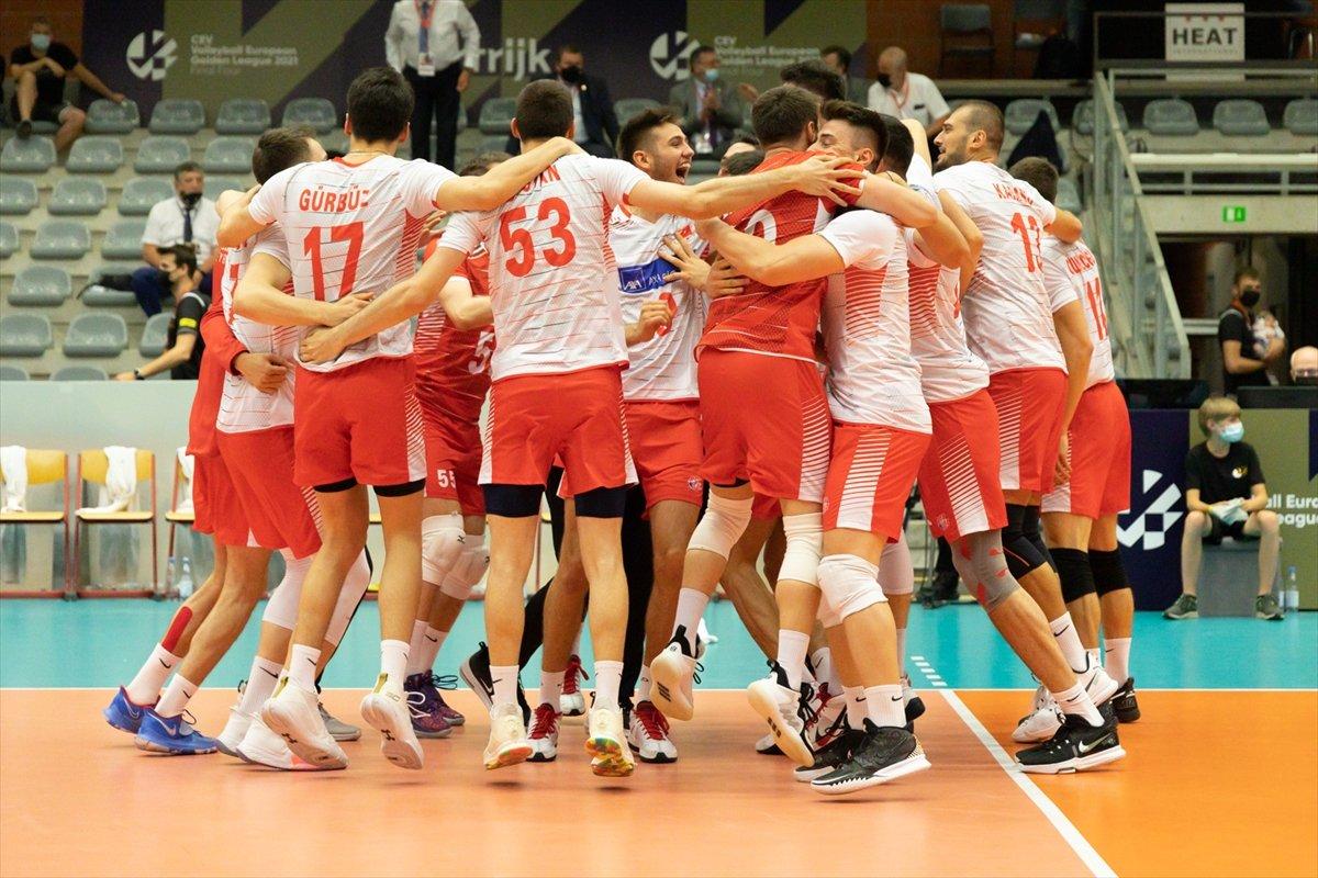 A Milli Erkek Voleybol Takımı şampiyon oldu
