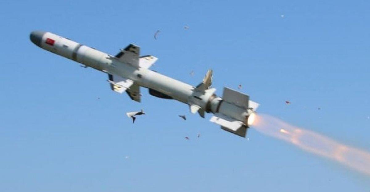 Mustafa Varank, Atmaca'nın vurduğu gemiyi paylaştı: Güçlü ve etkin