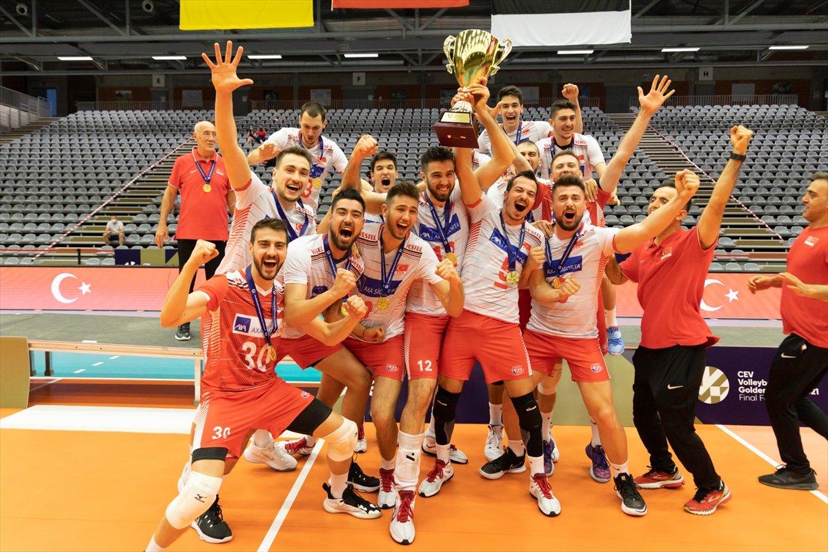 A Milli Erkek Voleybol Takımı şampiyon oldu