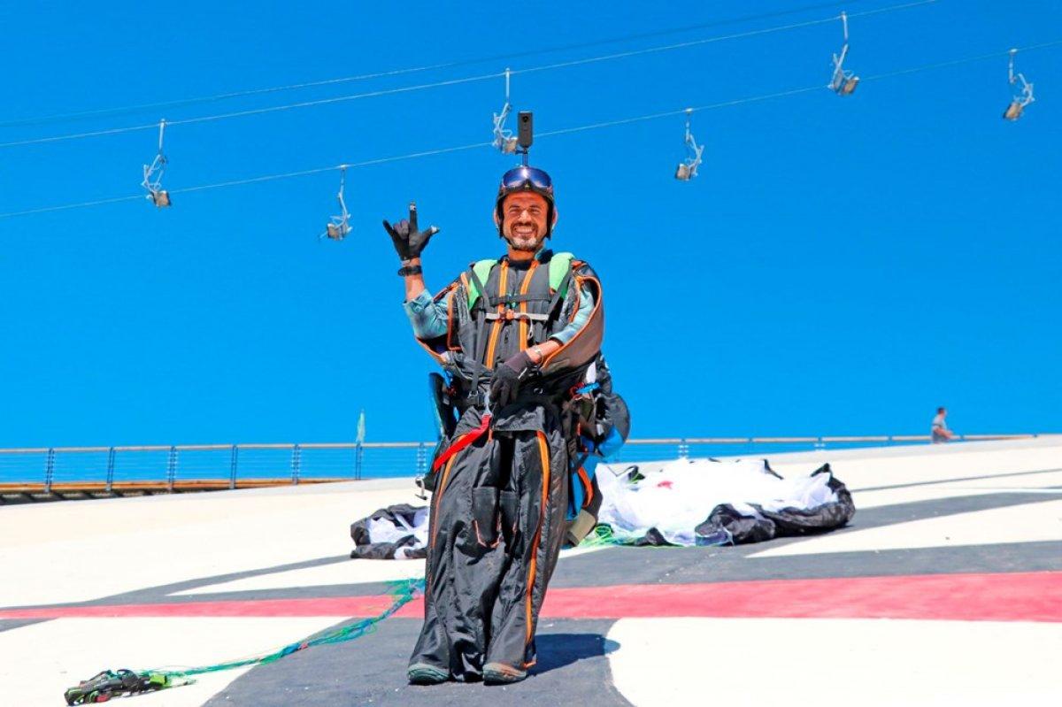 Muğla'da genel müdür işinden evine ‘uçarak’ gidiyor