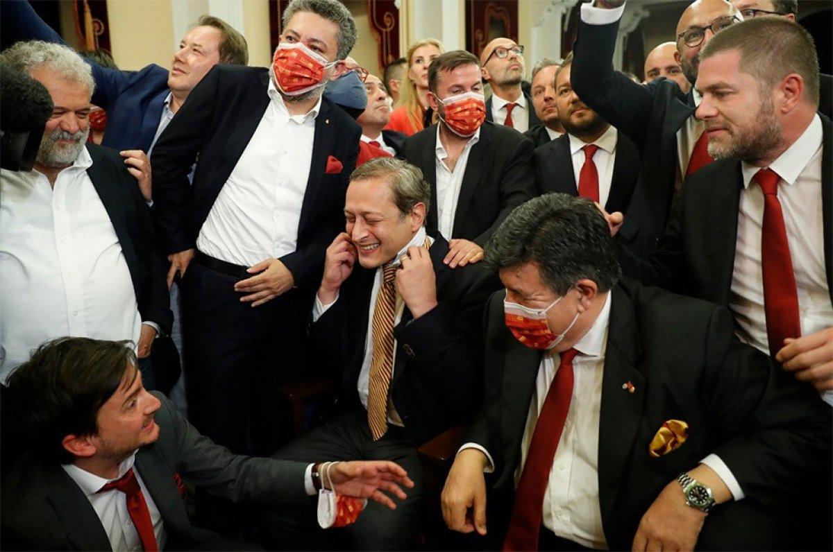 Burak Elmas'ın transfer hedefi 2000 ruhu