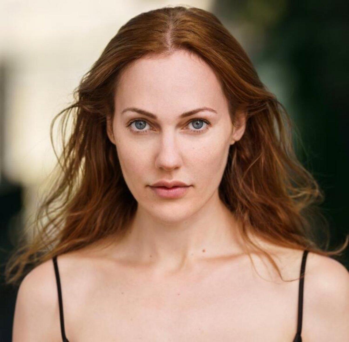 Meryem Uzerli, makyajsız poz verdi