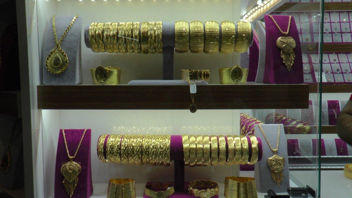 Yükselen altın fiyatları imitasyona yöneltti