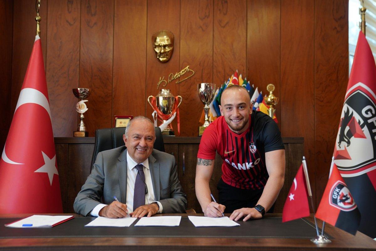 Doğan Erdoğan, Gaziantep FK ile anlaştı