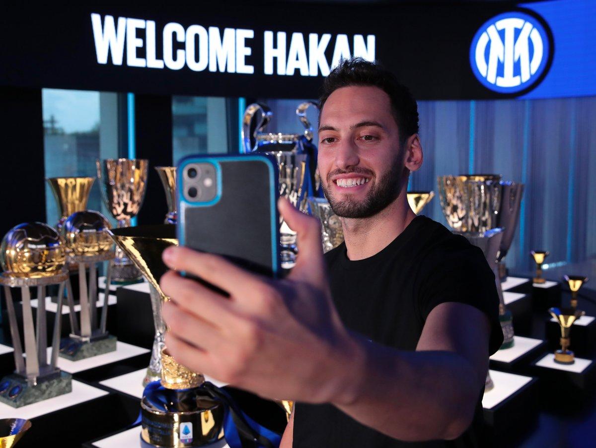 Hakan Çalhanoğlu Inter'de