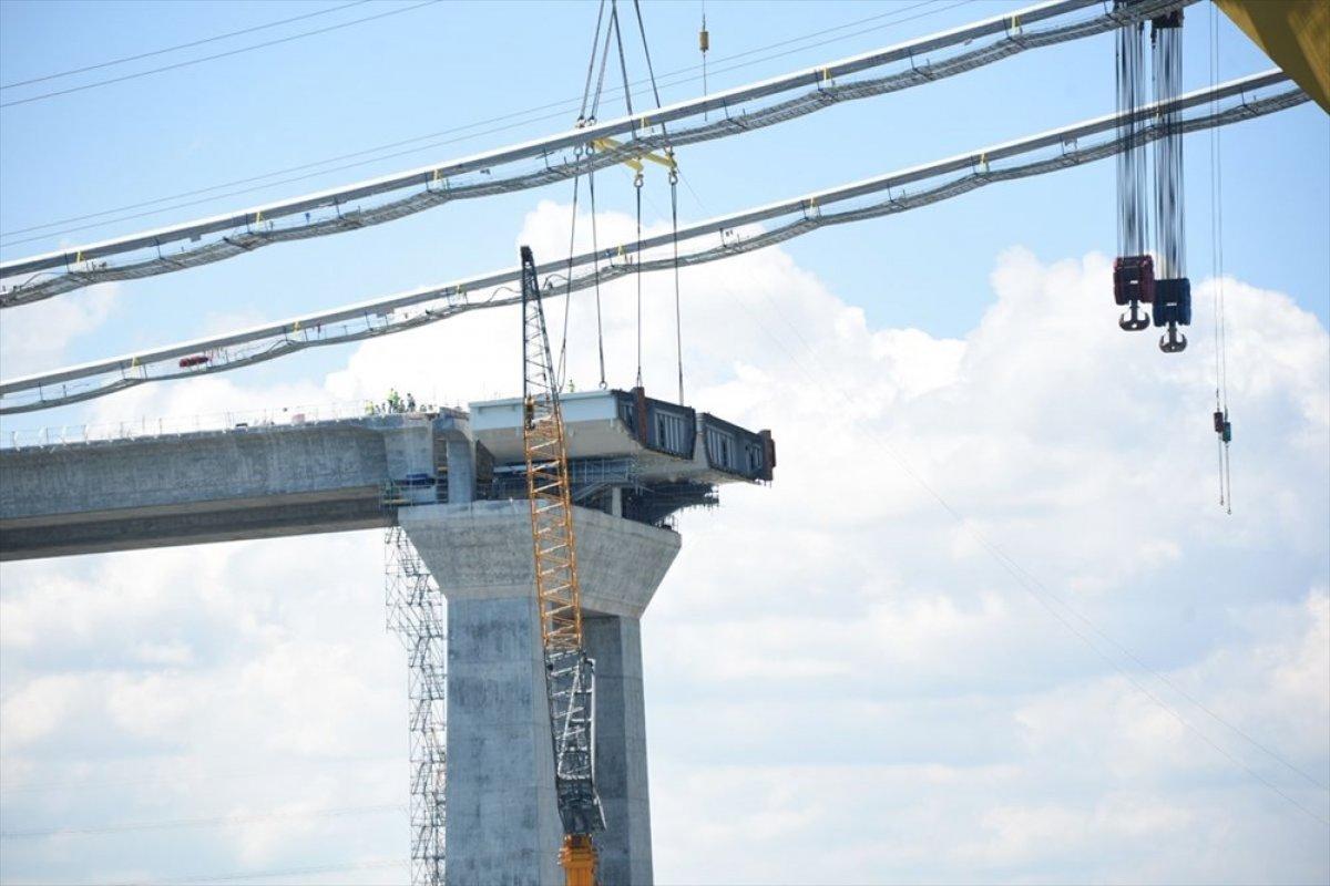 1915 Çanakkale Köprüsü yükseliyor