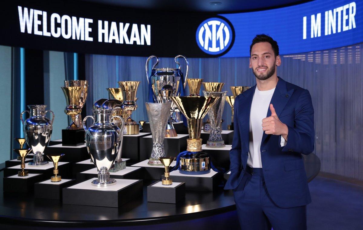 Hakan Çalhanoğlu Inter'de