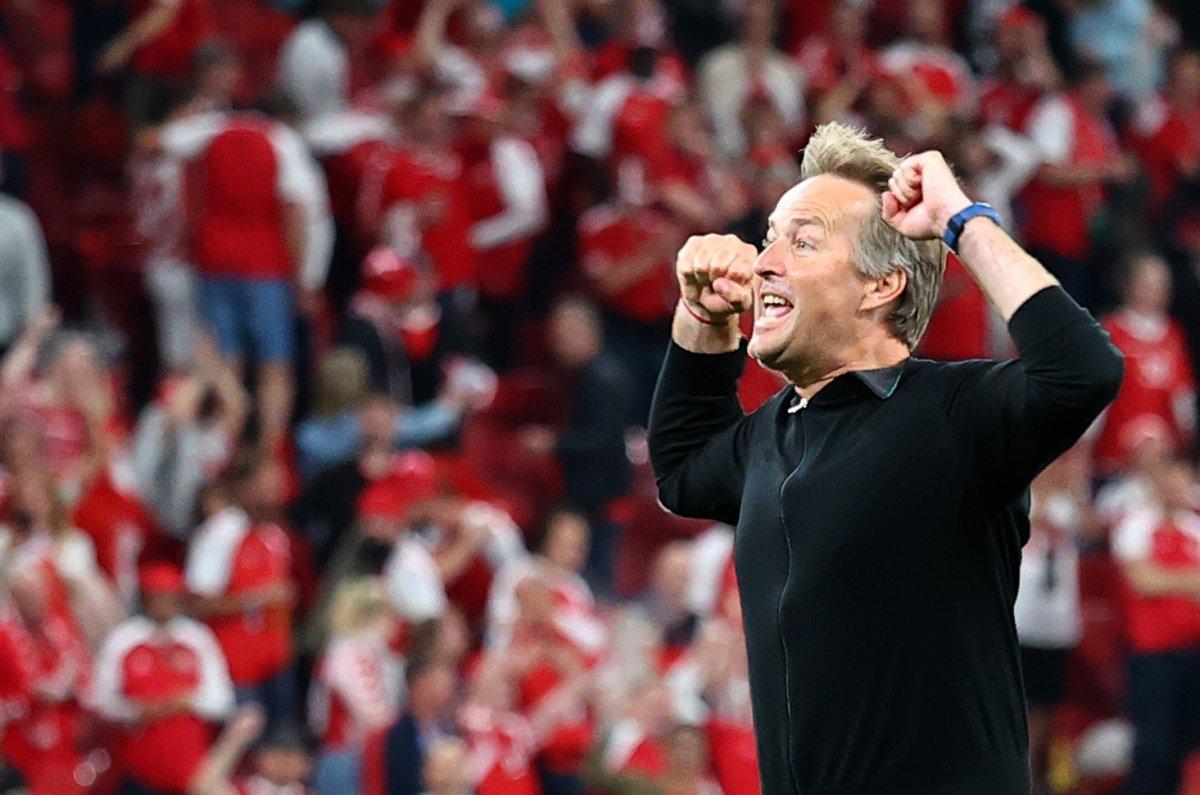 Danimarka Euro 2020'de Rusya'yı 4-1 yenerek tur atladı