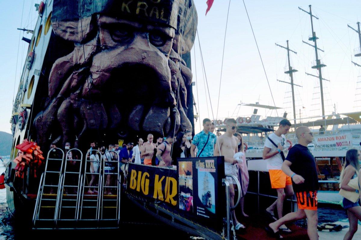 Marmaris'te günübirlik tekne turları başladı