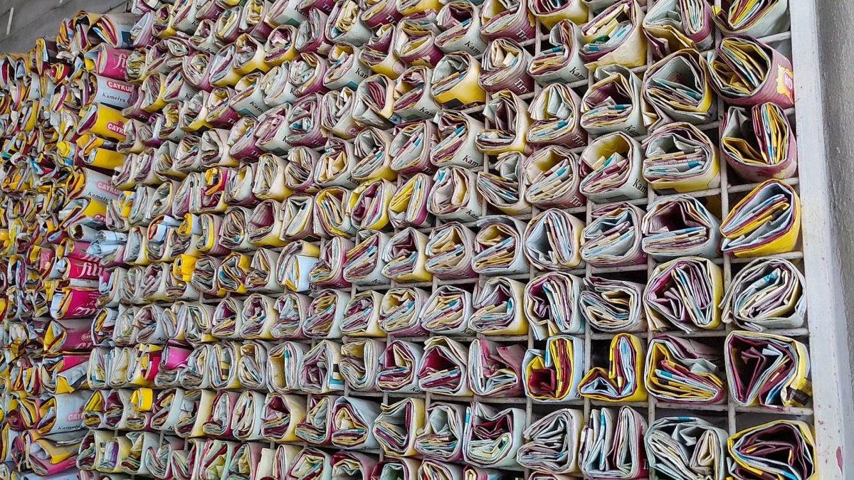 Burdur'da 13 yıldır çay paketlerini biriktiriyor