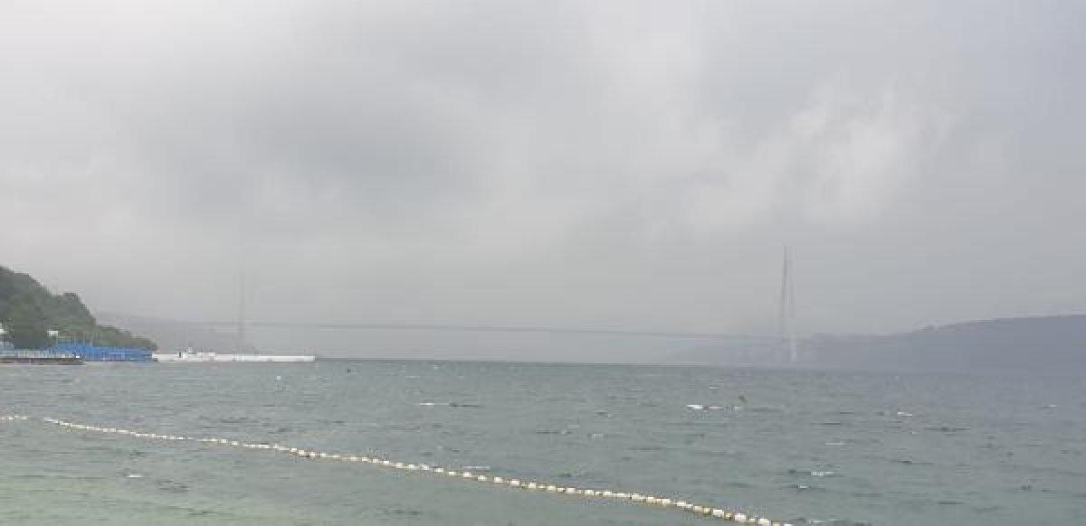 İstanbul'da sağanak yağış etkili oluyor