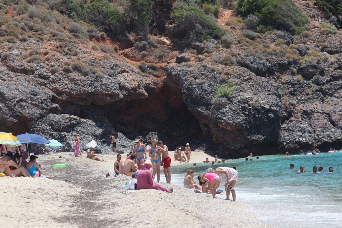 Antalya plajları normale döndü