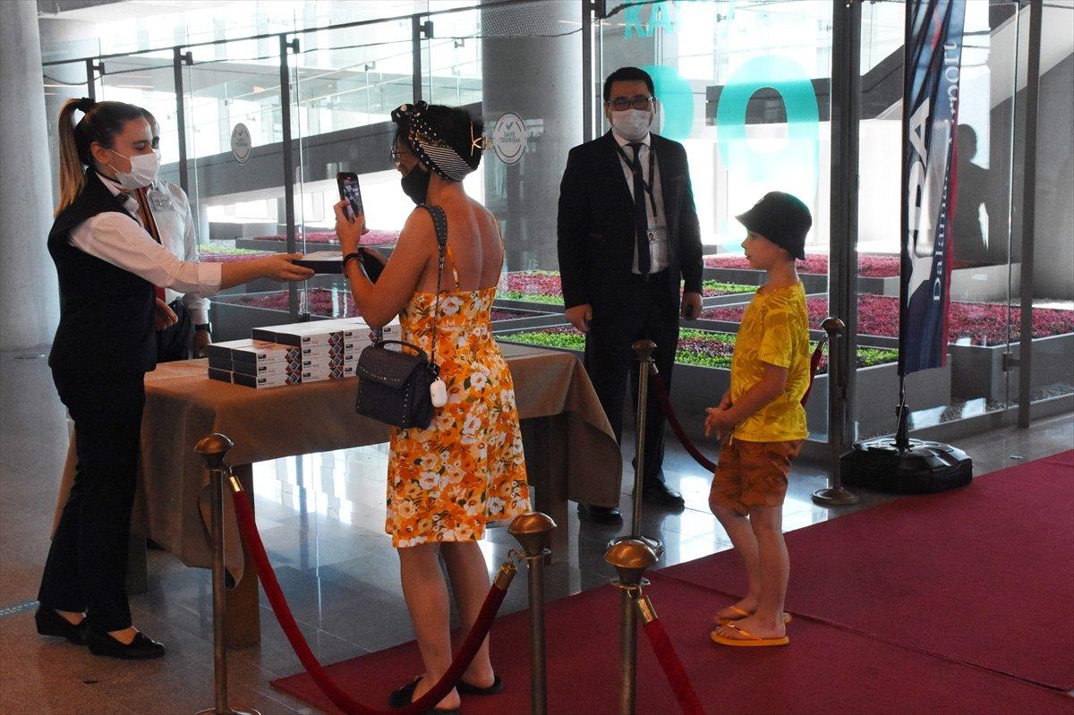 Rusya'dan ilk turist kafilesi Muğla'ya geldi