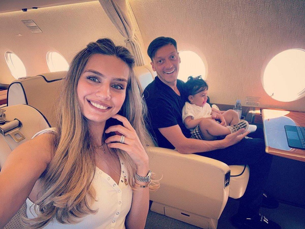 Mesut Özil'den kayınvalidesine 12 milyon TL'lik jest