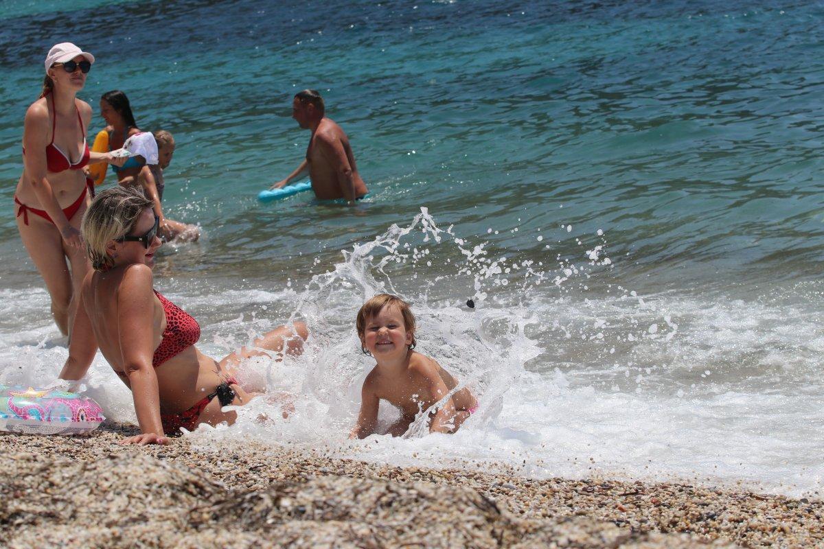 Antalya plajları normale döndü