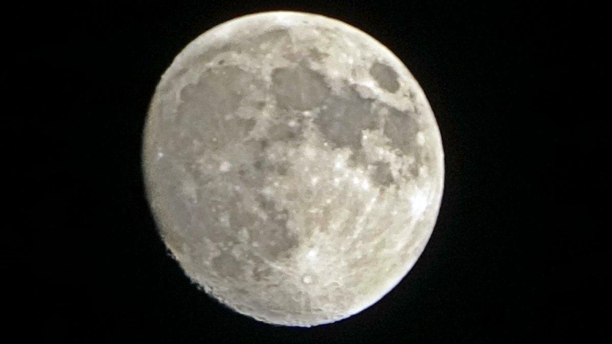 Dolunay, Hakkari'den görüntülendi