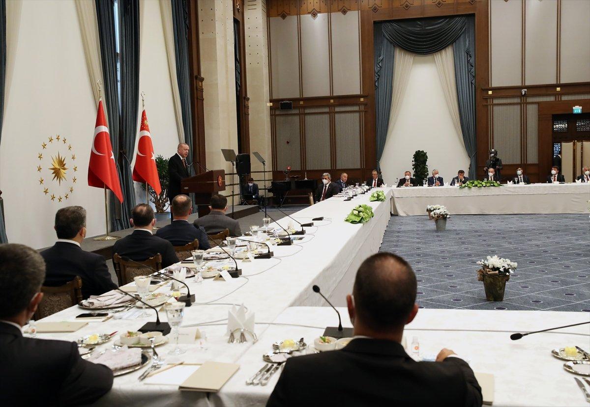 Cumhurbaşkanı Erdoğan AK Partili belediye başkanlarına hitap etti
