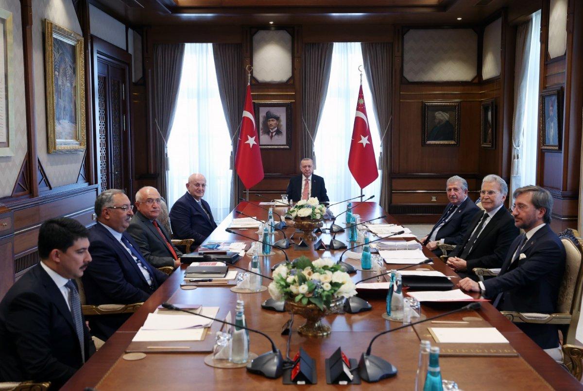 YİK Toplantısı'nda Cumhurbaşkanı Erdoğan'dan 'Anayasa' vurgusu