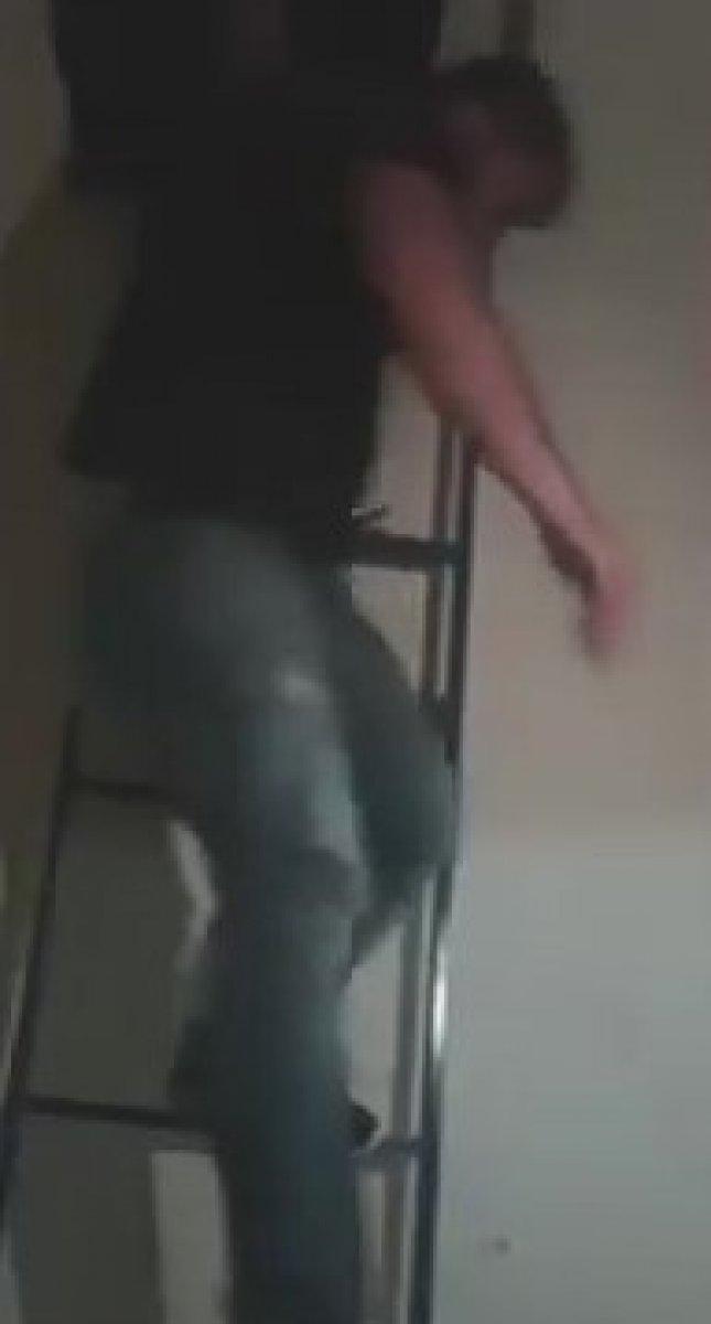 Ataşehir’de kumar baskını: Tavan arasına saklandılar