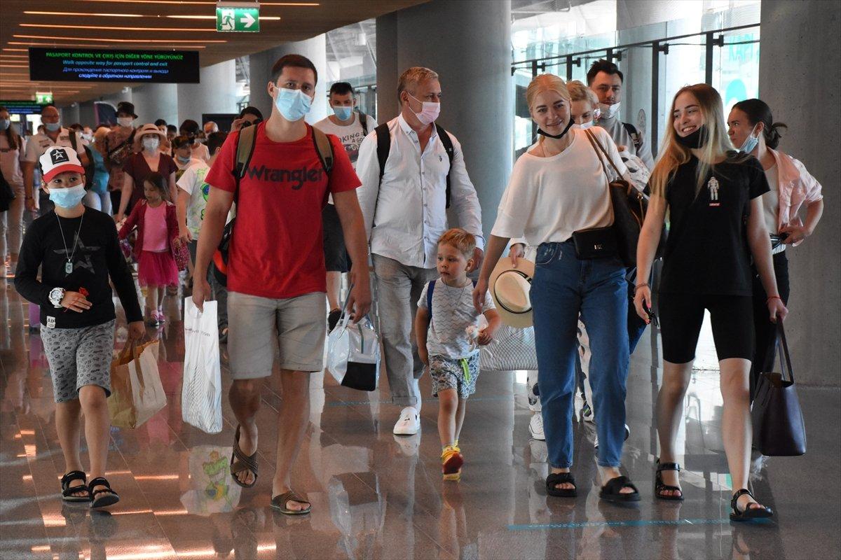 Turizmciler İngiltere'nin kapıları açmasını bekliyor