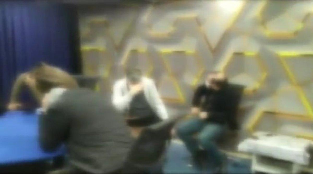 Ataşehir’de kumar baskını: Tavan arasına saklandılar