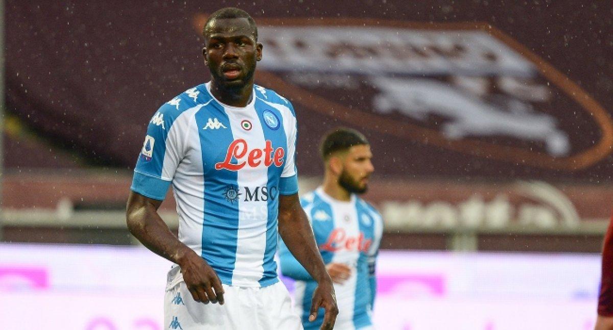 Koulibaly’den ülkesine bir gemi dolusu yardım