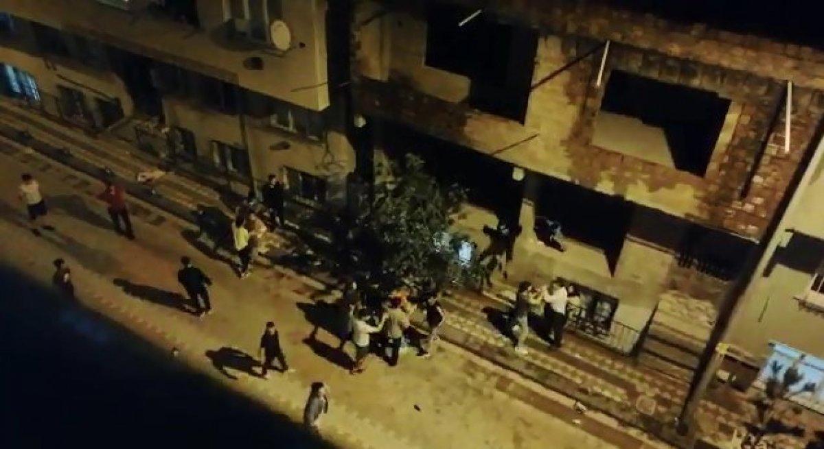 Sultangazi’de çocuklar kavga etti, aileler birbirine saldırdı