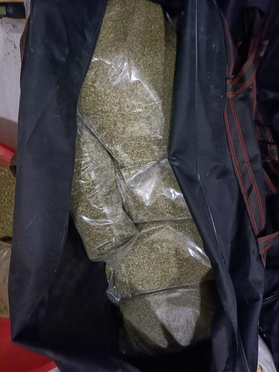 Kağıthane'deki 'Çaki' lakaplı uyuşturucu tacirine operasyon