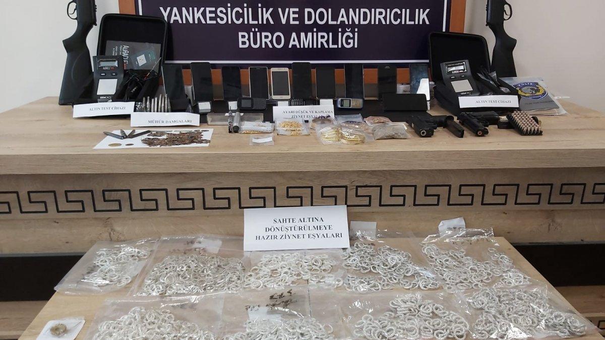 Kahramanmaraş’ta kuyumcuları dolandıran sahte altın şebekesi çökertildi