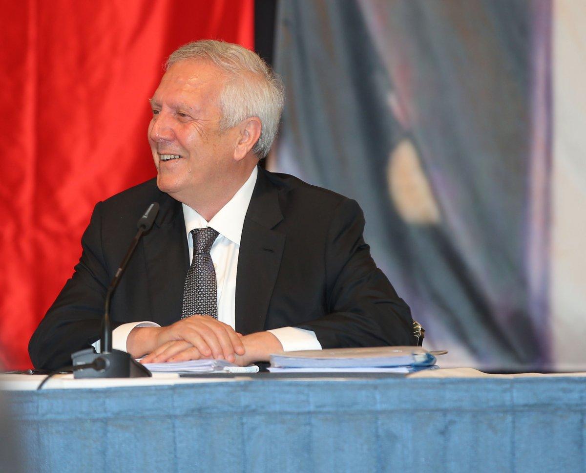 Aziz Yıldırım'dan gündeme ilişkin açıklamalar