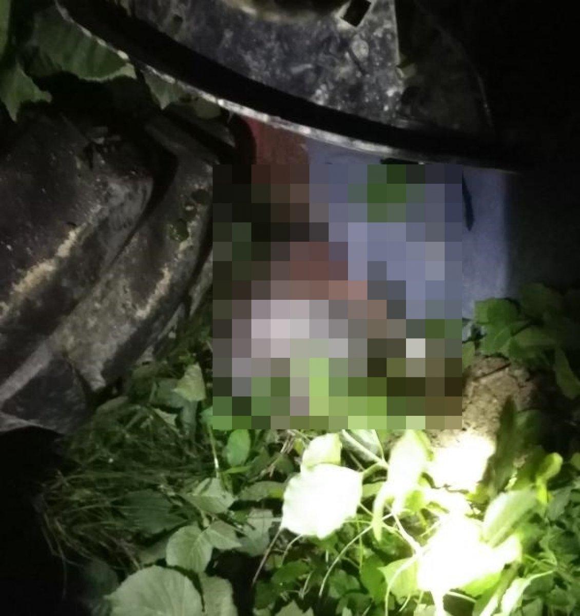 Bursa'da tarlasını sürdüğü traktörünün altında kalıp, öldü