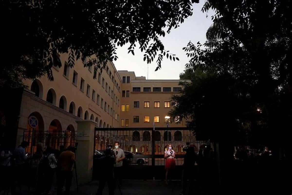 Yunanistan'da rahipten kezzaplı saldırı: 11 yaralı