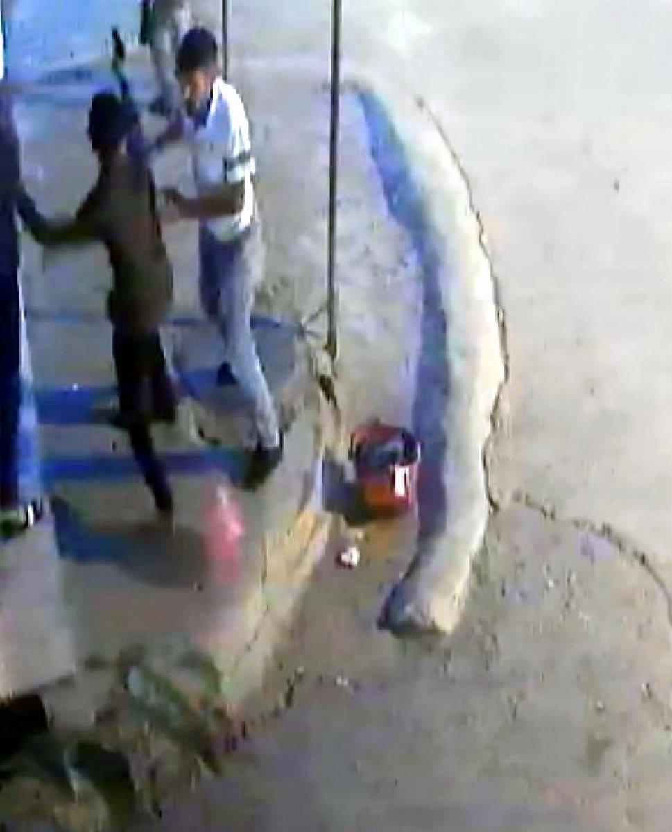 Adana'da kavgada kurtarmak istediği ağabeyini öldürdü