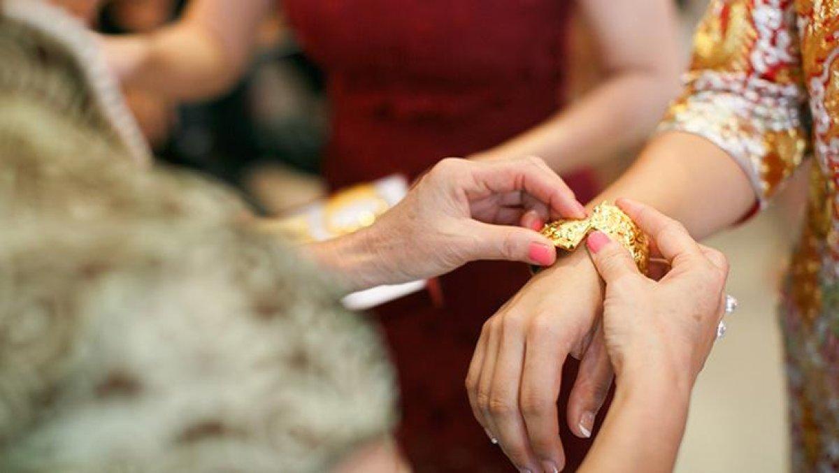 Mehir nedir, kime verilir? Mehir ne zaman verilir, miktarı ne kadar olmalıdır?