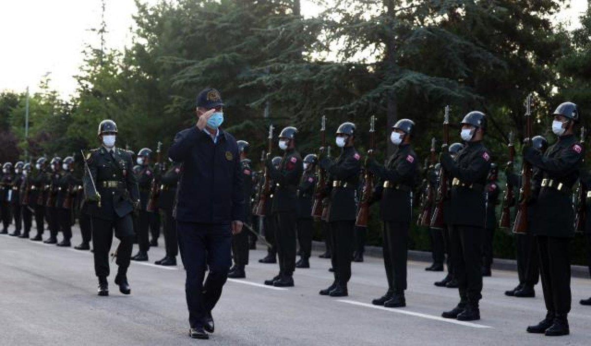 Hulusi Akar: PKK ve YPG arasında fark yok